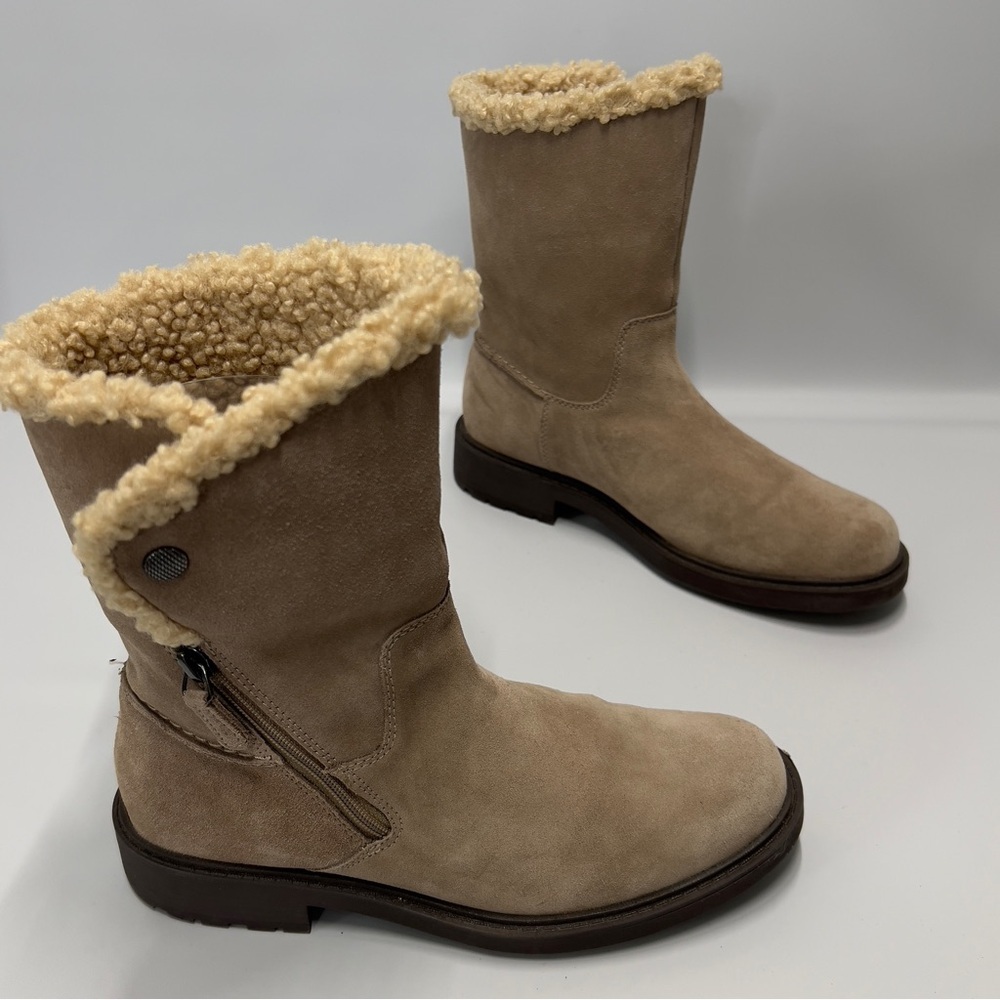 CLARKS Sherpa lined Suede Winter Outdoor Boot